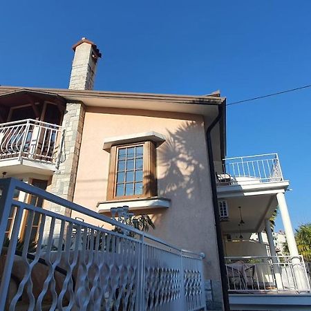 Garni Stanger Hotel Ловран Екстериор снимка